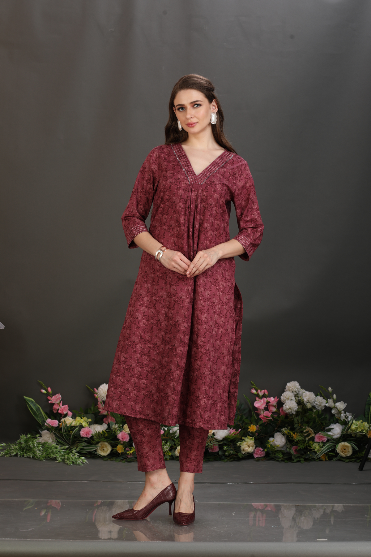 Handworked V-Neck Kurta Set with Pants