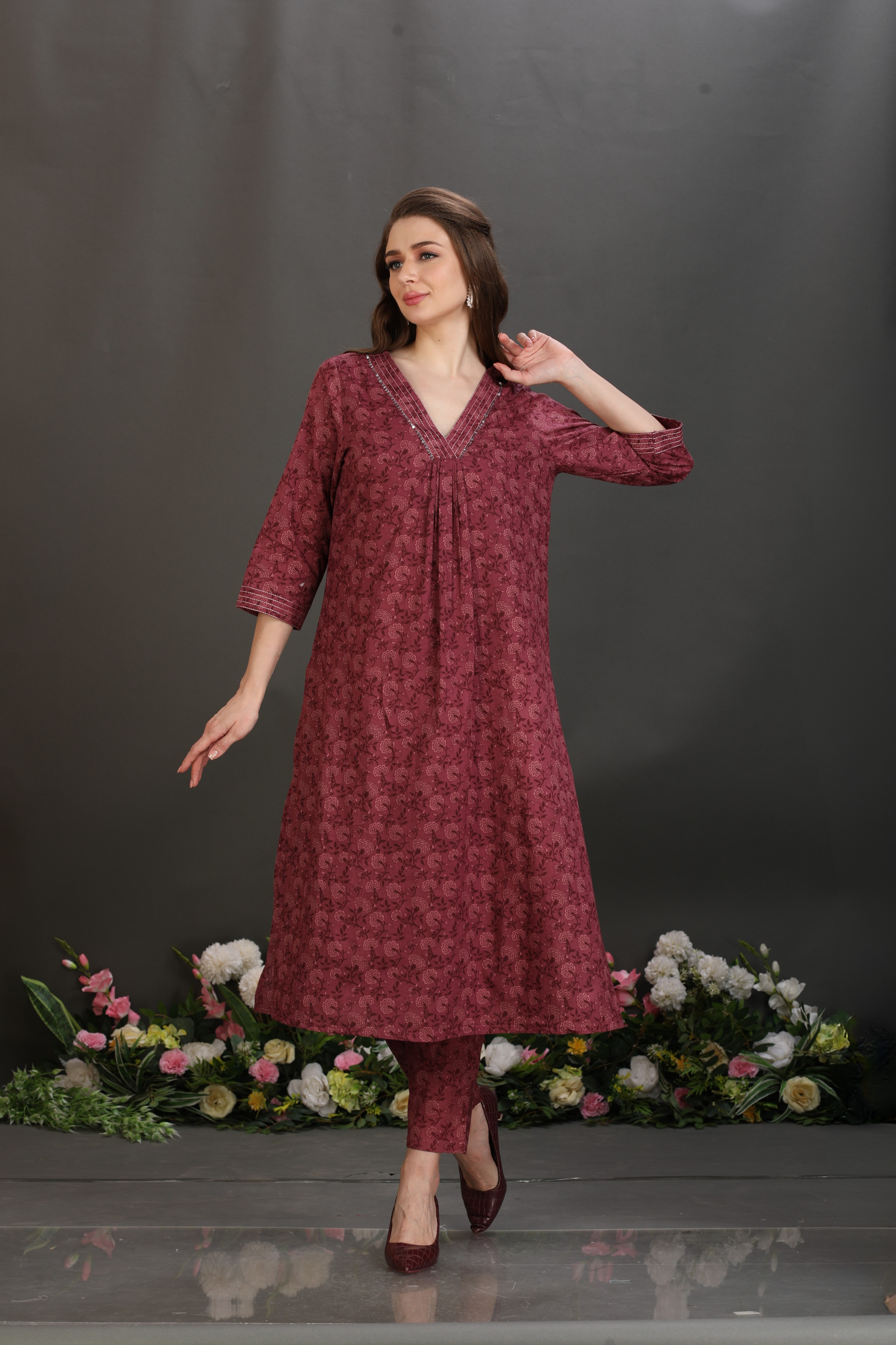 Handworked V-Neck Kurta Set with Pants