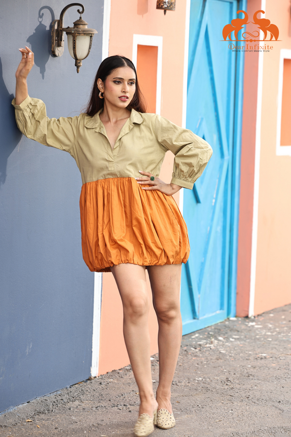 Two-Tone Balloon Charm Short Dress