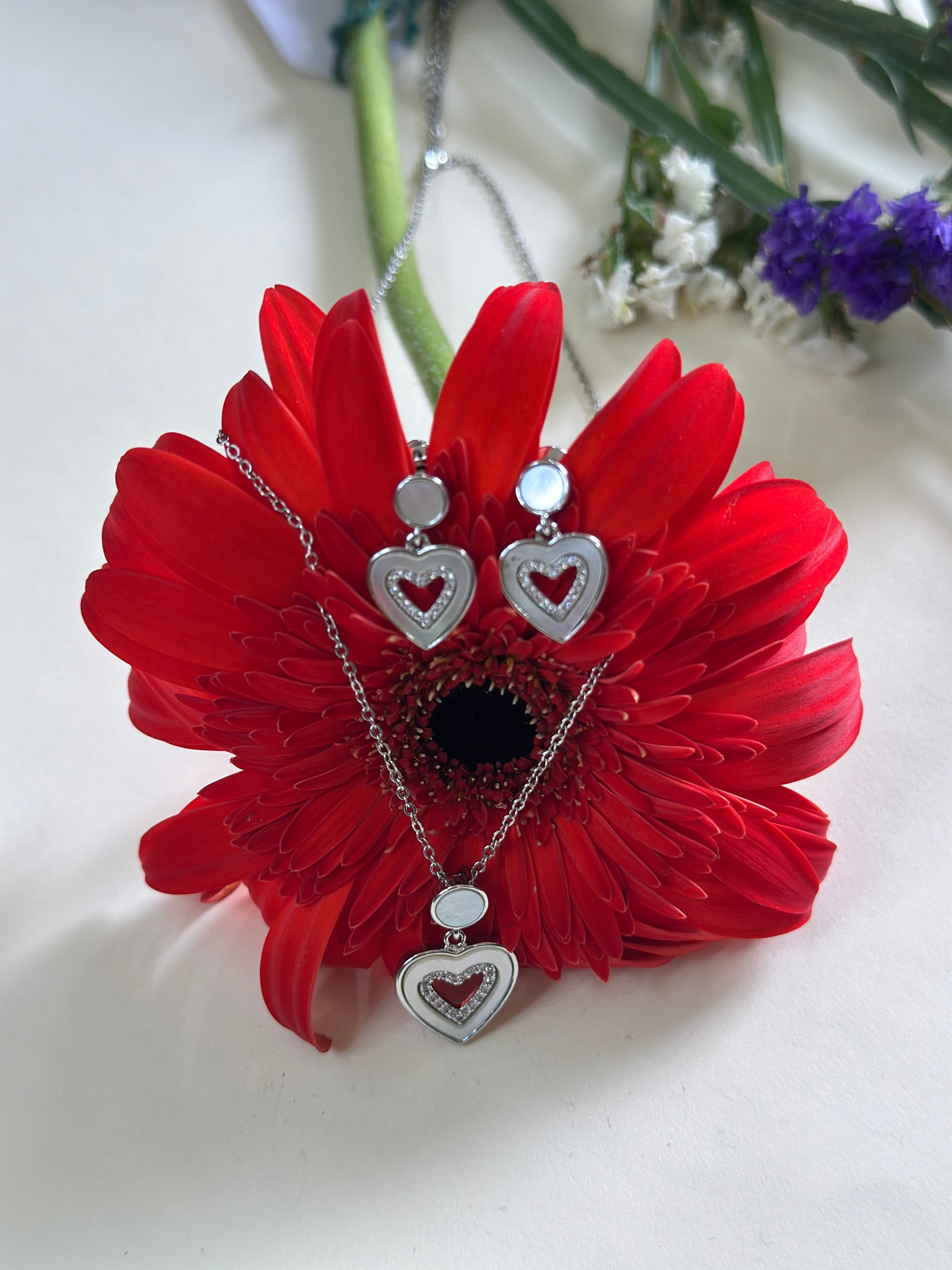 Lustrous Silver Luxe Pendant Set