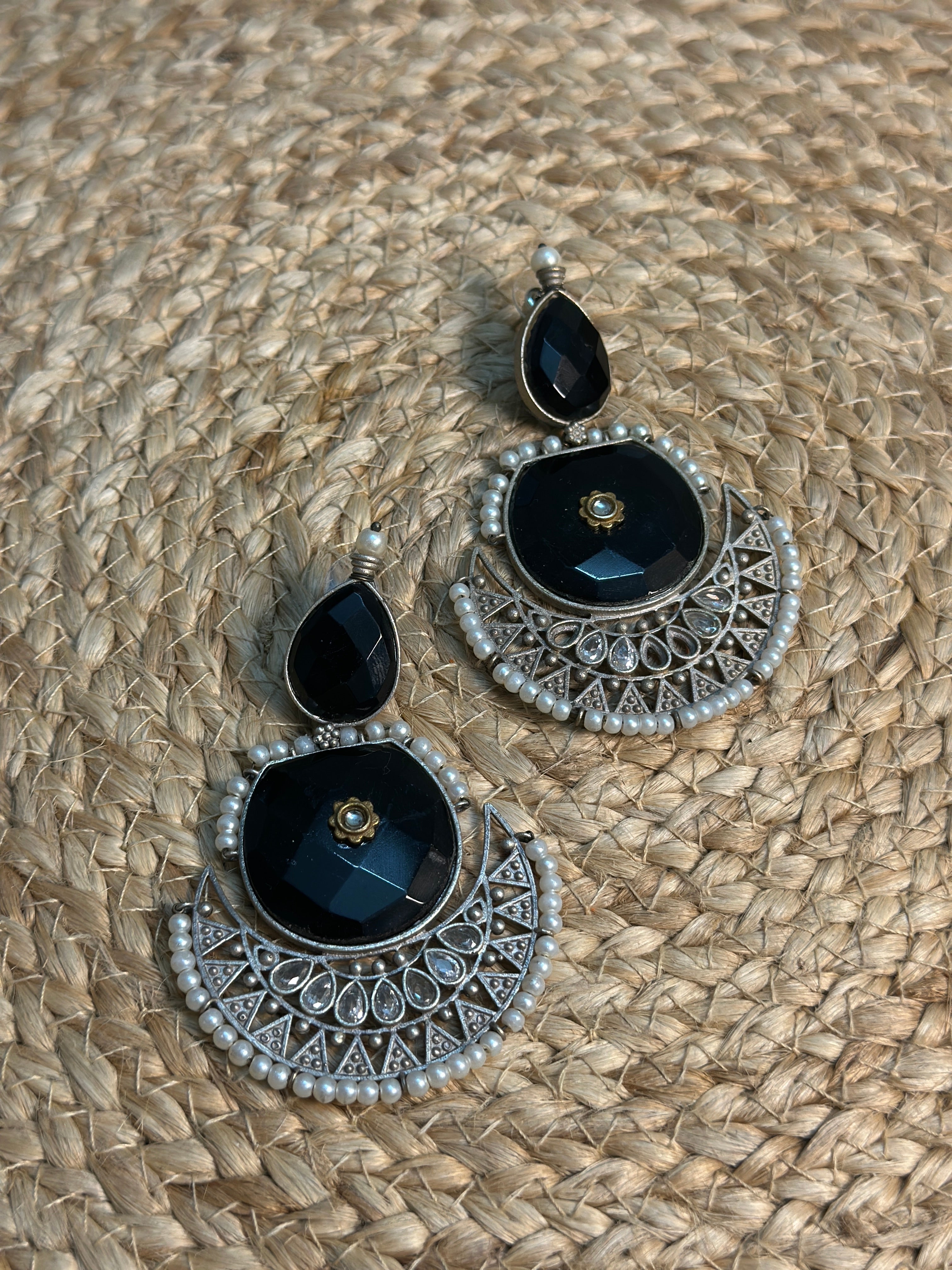 Noir Royal Dual-Stone Earrings